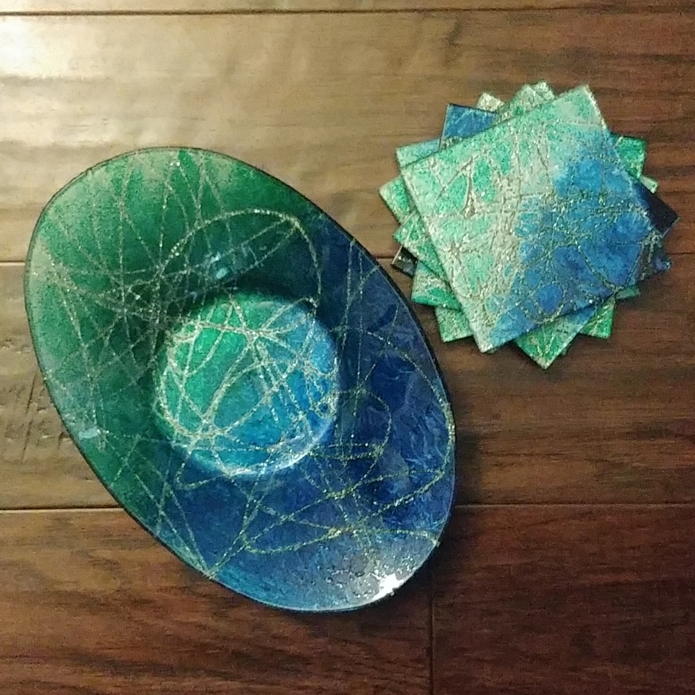 Unique hand painted dish and 6 coasters
